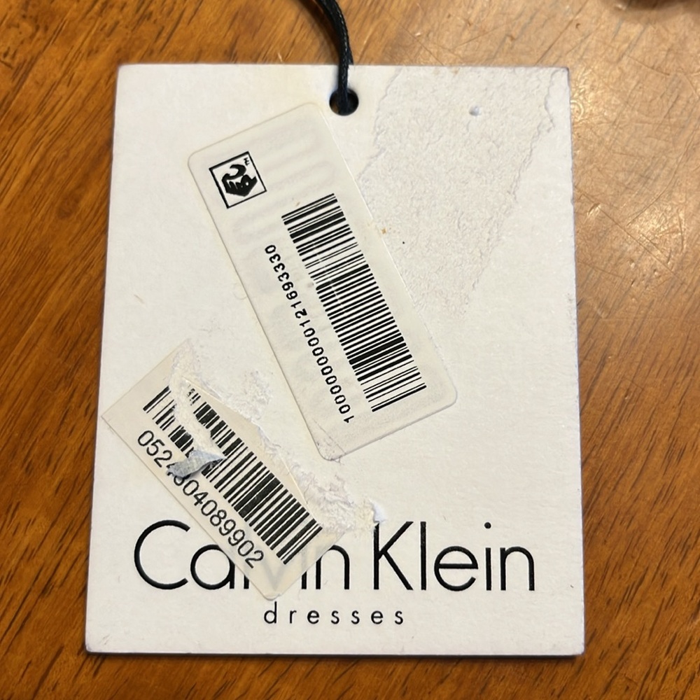 Calvin Klein black sheath dress. Size 10 - Picture 8 of 11